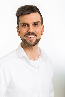 Florian Buchmüller, Registered German naturopath, osteopath, BSc, MOst, DO(NZ)