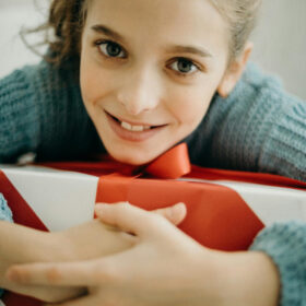 Geschenktipps für Babys und Kleinkinder aus osteopathischer Sicht